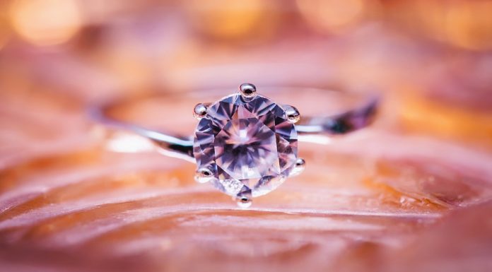 3 טיפים שיעזרו לכם למצוא את טבעת האירוסין המושלמת